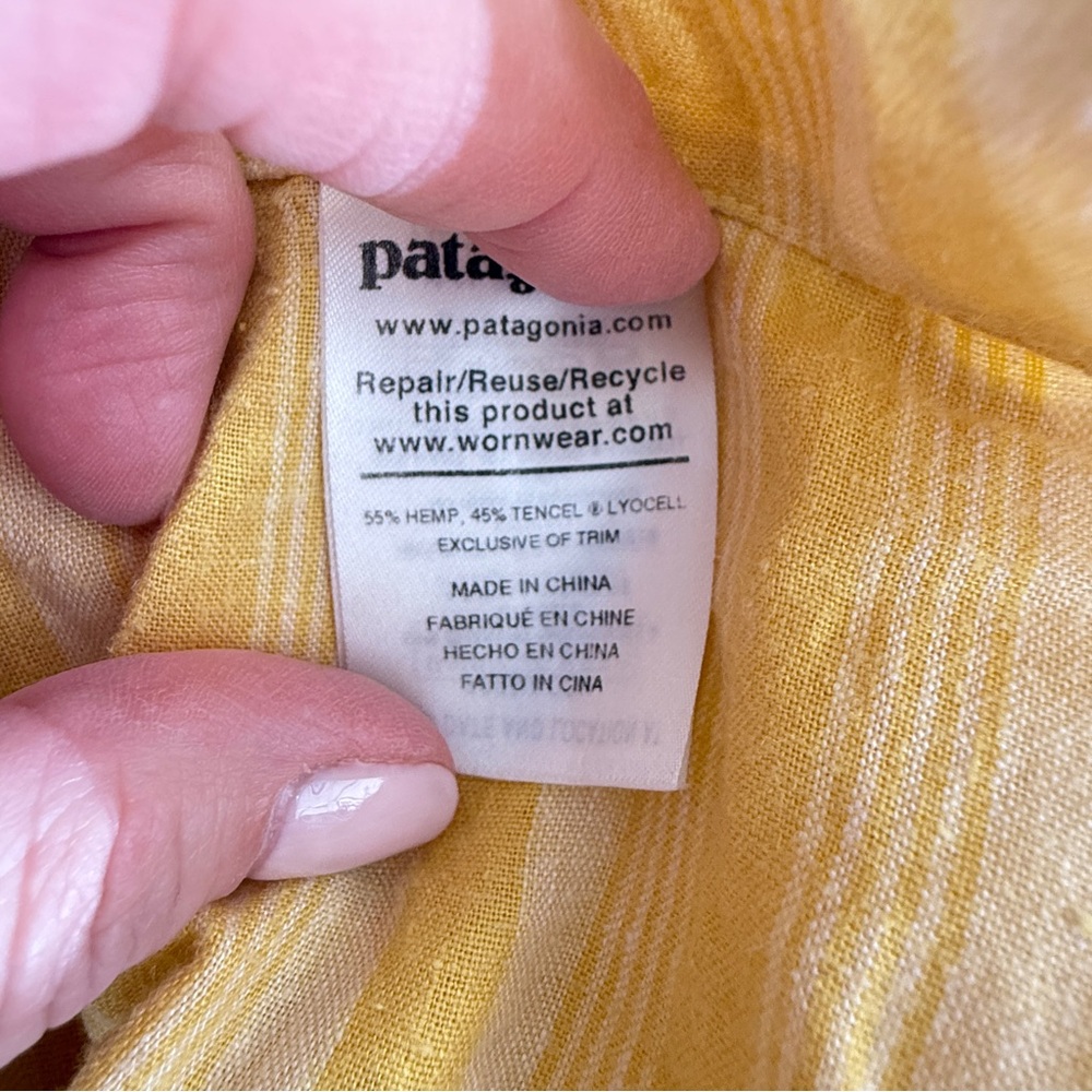 Patagonia Garden Island Shorts in Yellow Stripe SZ Large - Picture 6 of 7